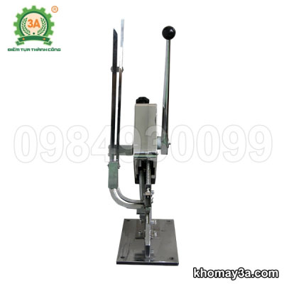 máy kẹp đầu xúc xích