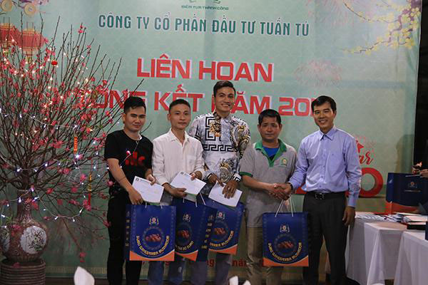 họp tổng kết năm 2019