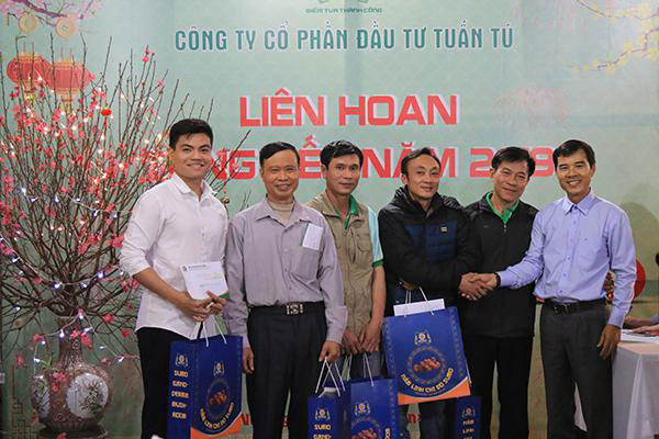 họp tổng kết năm 2019